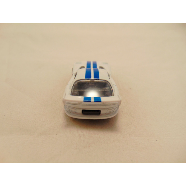 Dodge Viper GTS met spoiler 1:64 Maisto wit