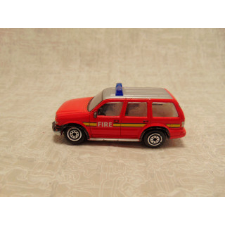 Ford Explorer Fire sedan brandweer Realtoy 1:64 rood