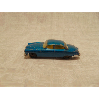 Jaguar MK10 sedan Husky models 1:64 blauw