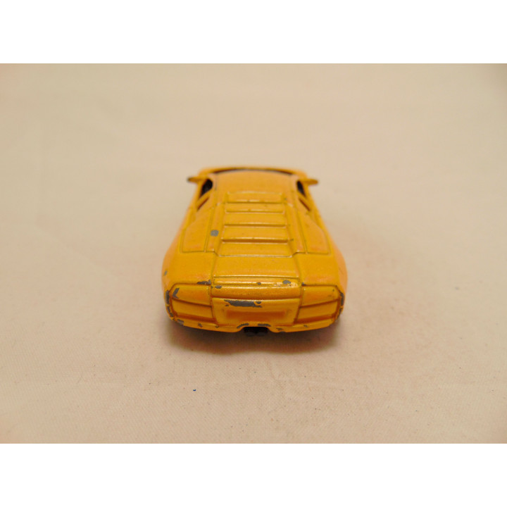Lamborghini Murcielago 1:64 Welly geel