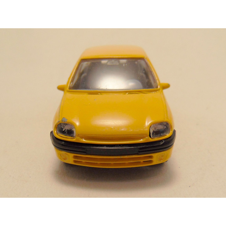 Renault Clio 1998 1:43 Bburago geel