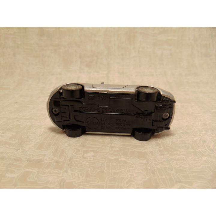 Porsche 911 Carrera 1:55 1093 coupe Siku zilverkleurig