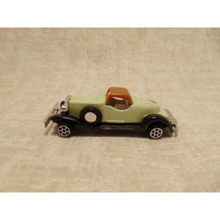 Stutz Bearcat softtop cabrio 1:64 lichtgroen