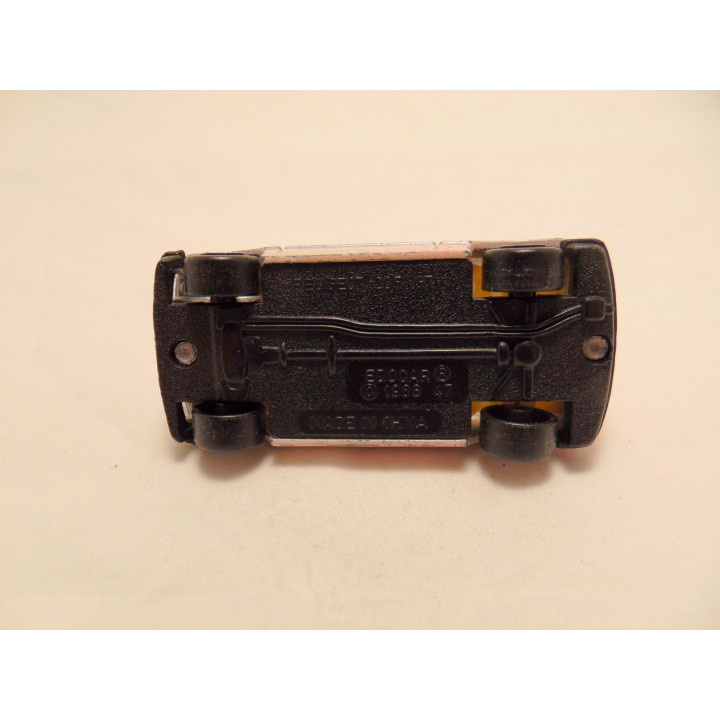 Peugeot 205 GTI met sunroof Alfred J Kwak 1:64 Edocar roze