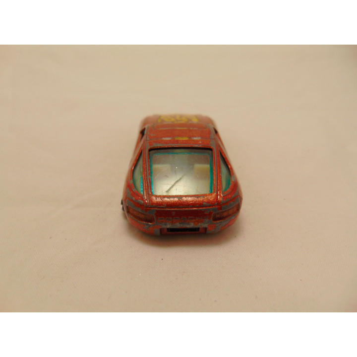 Porsche 928 1:64 Yat ming Bruin