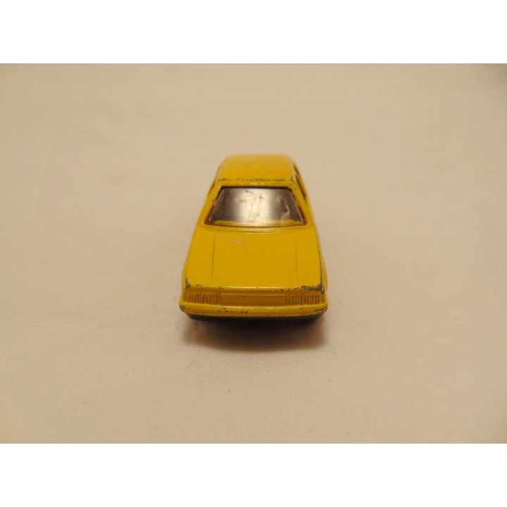 Renault 11 1:64 Mira geel