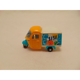 SiSi frisdrank reclame driewieler van hard rubber