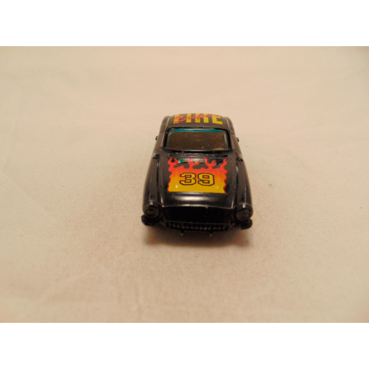 Chevrolet Corvette 1957 1:64 zwart