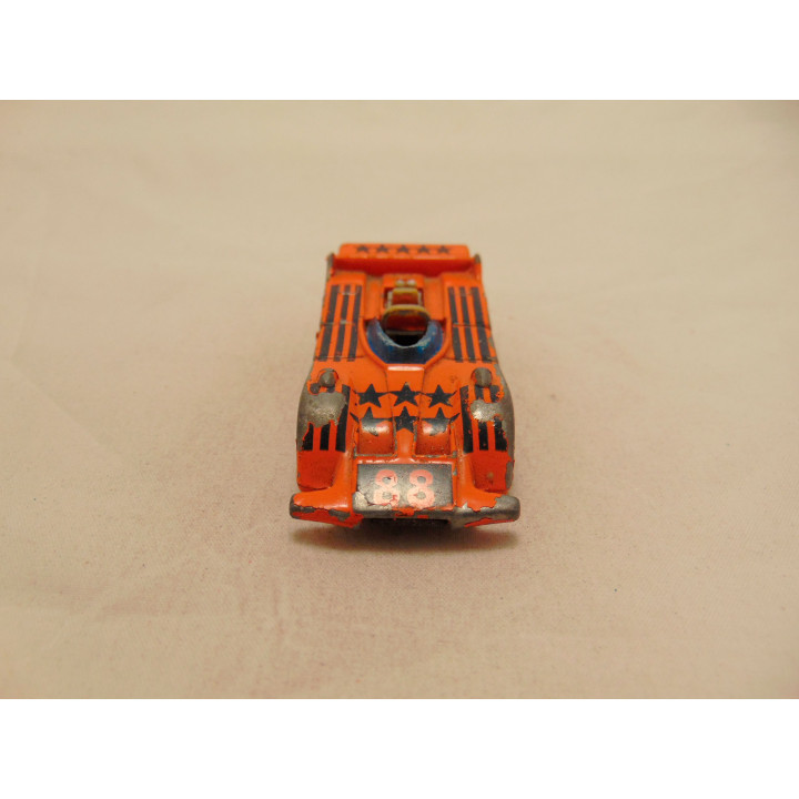 Chevrolet March 707 1:64 oranje