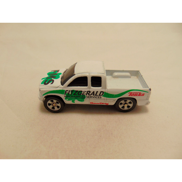 Chevrolet Silverado Pickup Fitzgerald 1:64 Maisto Hasbro Tonka wit