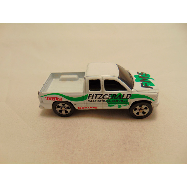 Chevrolet Silverado Pickup Fitzgerald 1:64 Maisto Hasbro Tonka wit