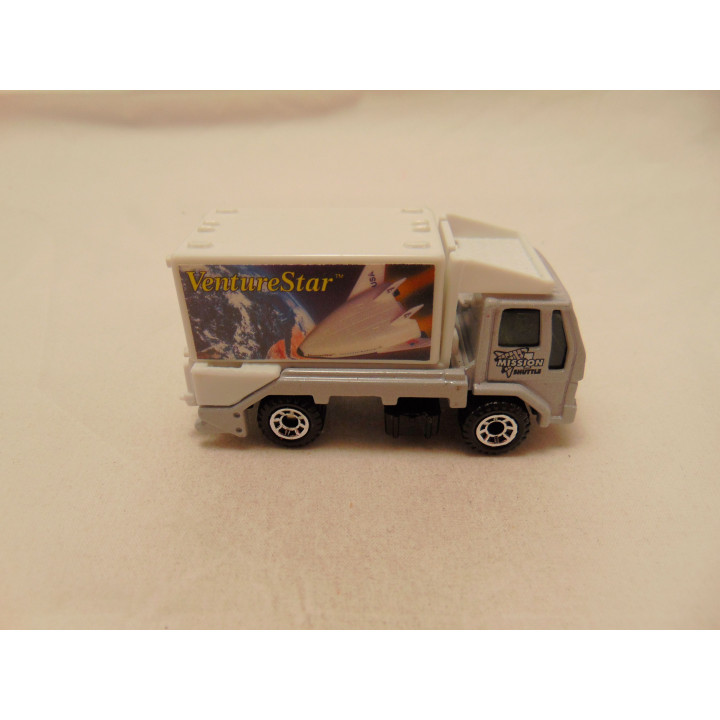 Ford Cargo 809 vrachtwagen Venture star 1:80 Matchbox scissors truck wit