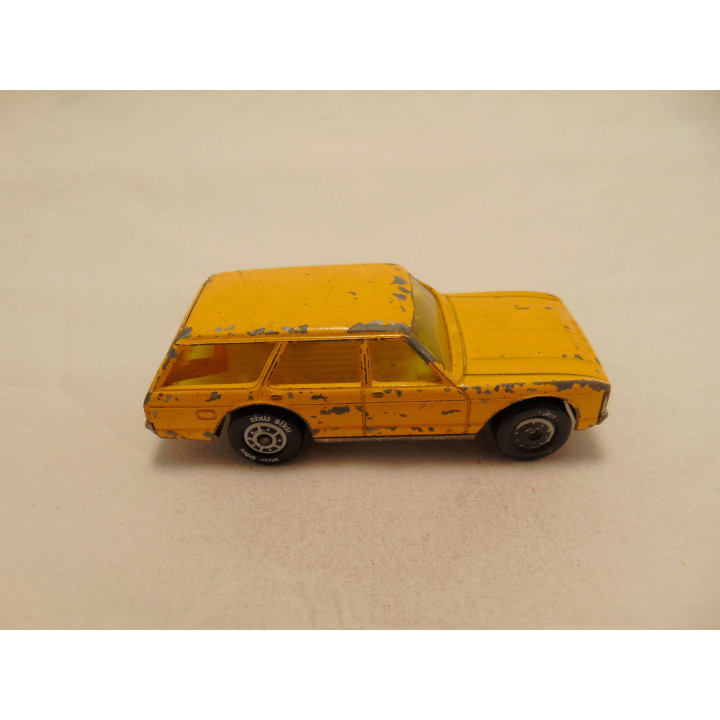 Ford Granada turnier Siku 1322 geel