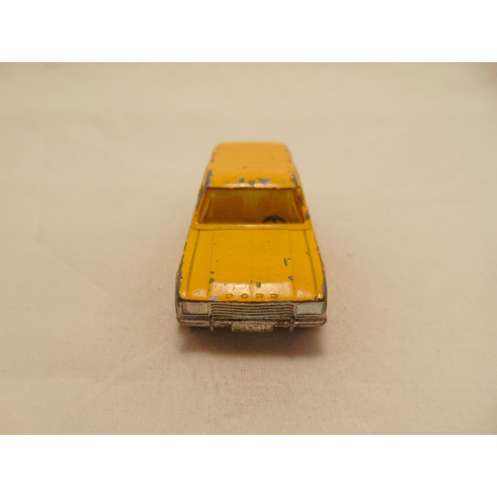 Ford Granada turnier Siku 1322 geel
