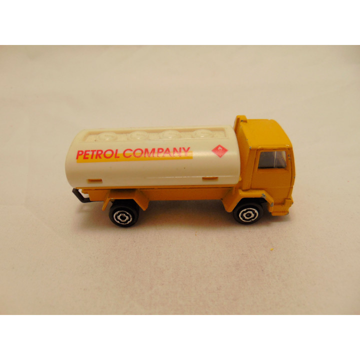 Ford tanker Petrol company Majorette 241 245 geel