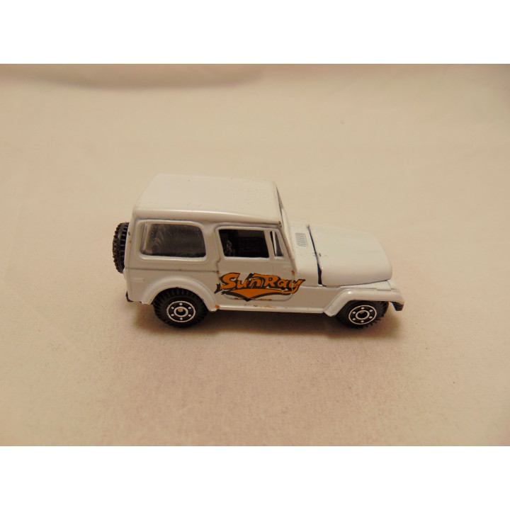 Jeep CJ7 Renegade Sunray 1:64 Welly 3333 wit