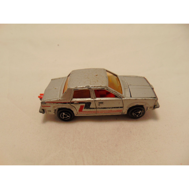 Oldsmobile Omega Majorette zilverkleurig