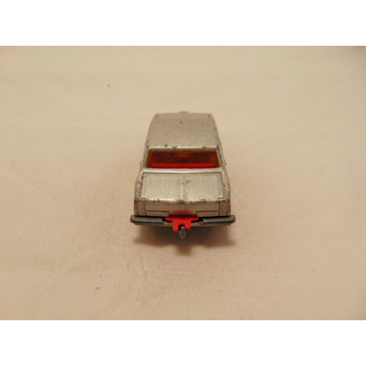 Oldsmobile Omega Majorette zilverkleurig