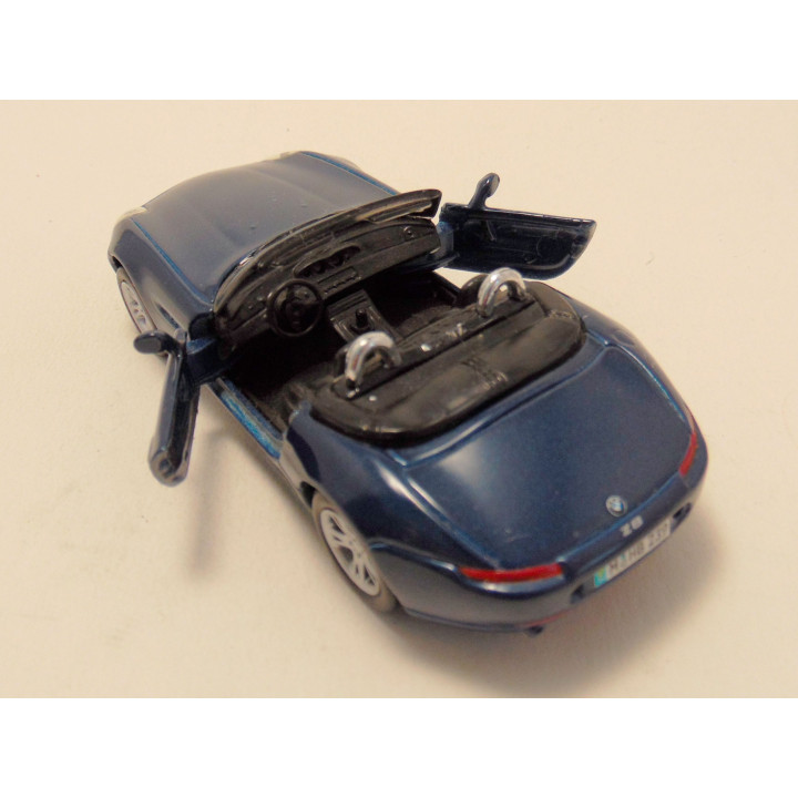Bmw Z8 cabrio 1:38 Maisto donkerblauw