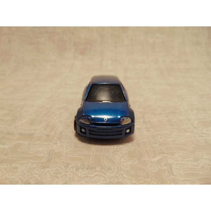 Renault Clio V6 sport Maisto 1:64 donkerblauw