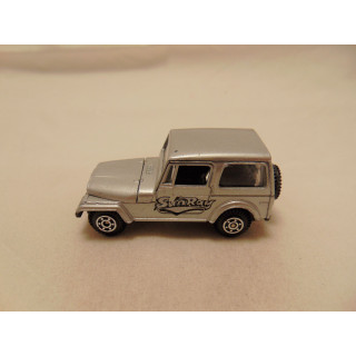 Jeep CJ7 Renegade Sunray 1:64 Welly 3333 zilverkleurig