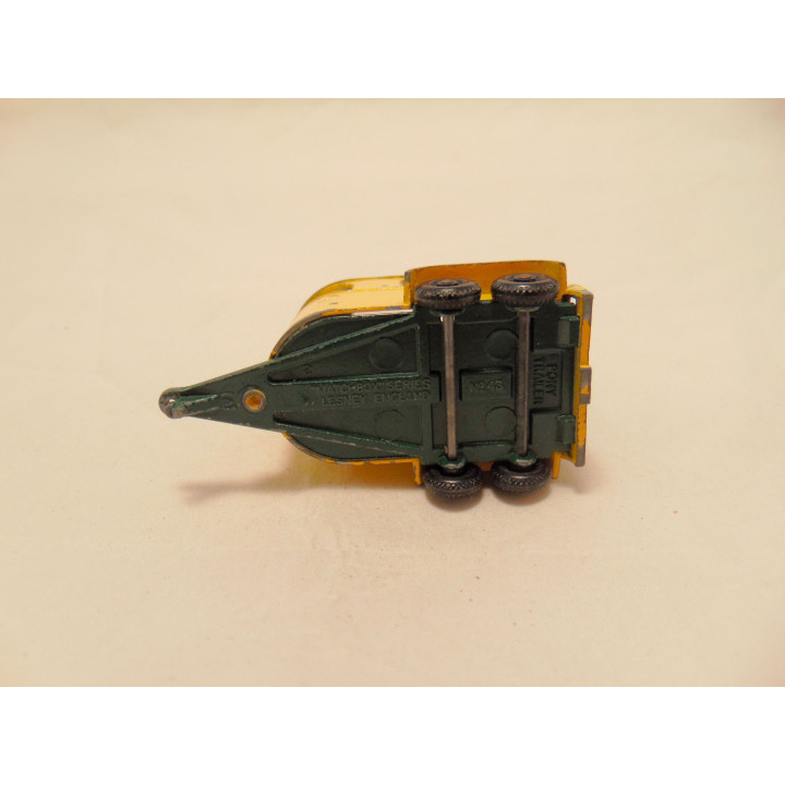 Paarden trailer Matchbox mb 43 geel