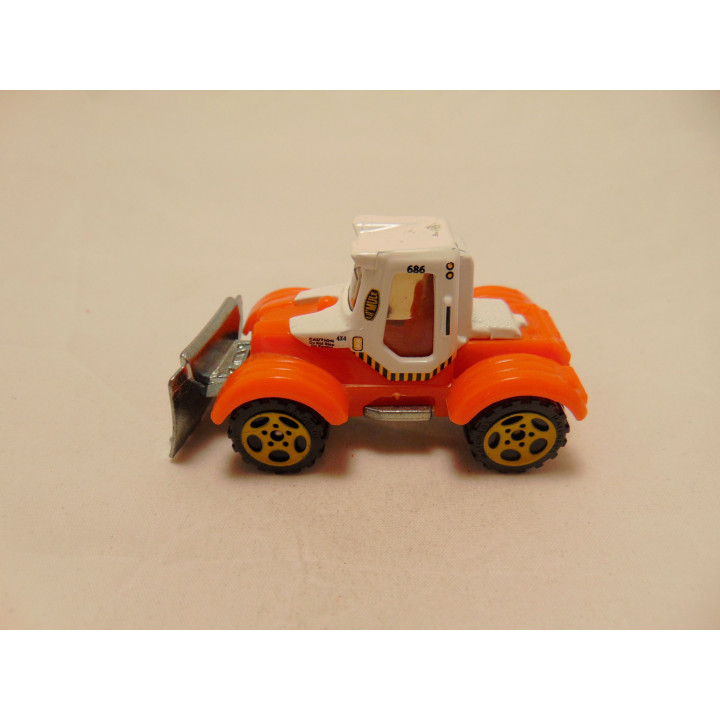 Zandschuiver Tractor Plow Matchbox MB686 7x3.5x3.5cm wit