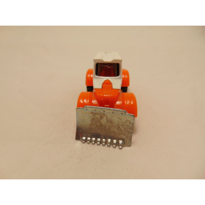 Shovel Tractor Plow Matchbox MB686 7x3.5x3.5cm wit - modelauto