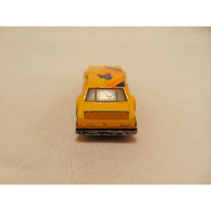 Chevrolet Monte Carlo 1980 stockcar race Matchbox geel