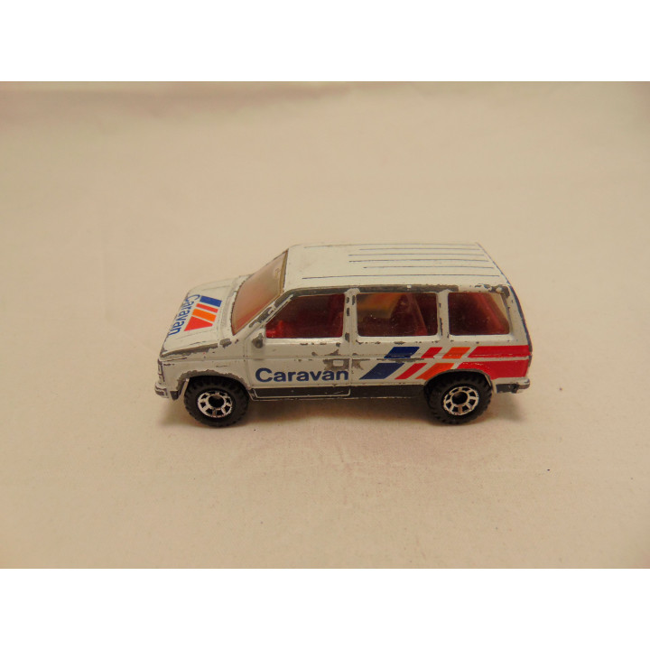 Dodge Caravan 1984 1:60 Matchbox wit