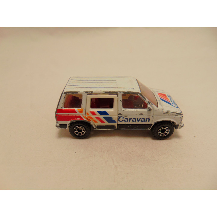 Dodge Caravan 1984 1:60 Matchbox wit