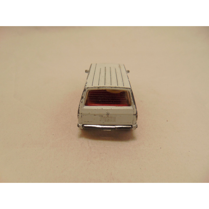 Dodge Caravan 1984 1:60 Matchbox wit