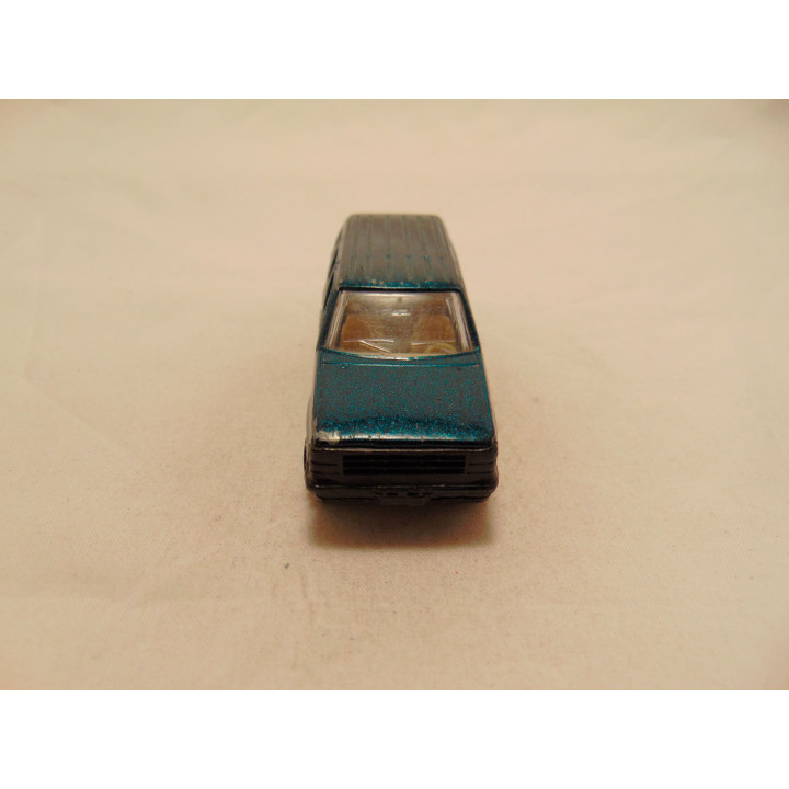 Ford Explorer 1990 1:64 Maisto donkergroen