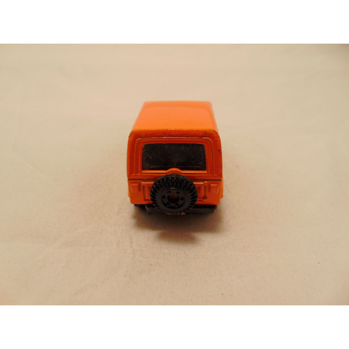 Jeep CJ7 Renegade SUV 1977 1:64 oranje