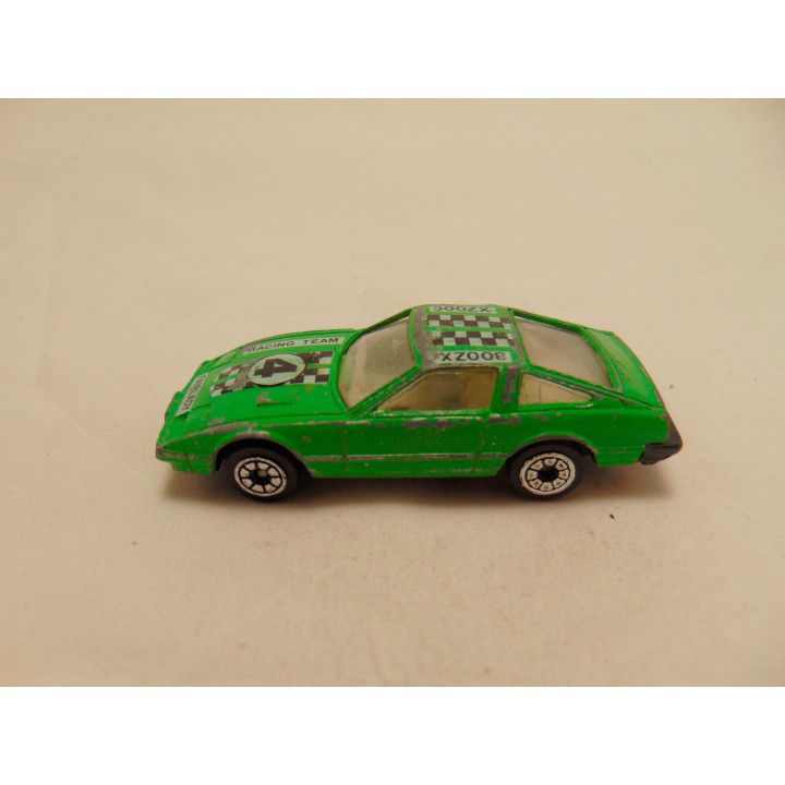 Nissan 300 ZX 1:64 groen