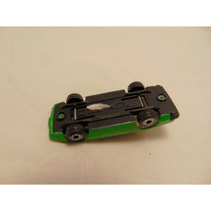 Nissan 300 ZX 1:64 groen
