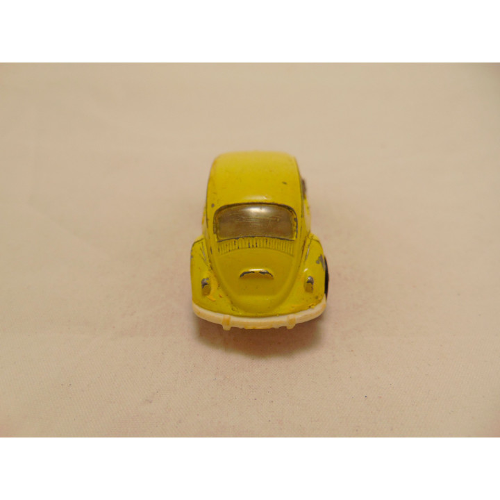 Volkswagen kever Beetle 1962 PlayArt 1:64 geel