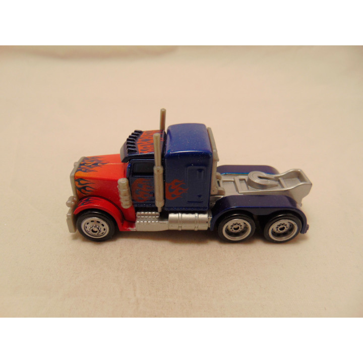 Optimus prime Transformers Hasbro 8x3.5x4cm