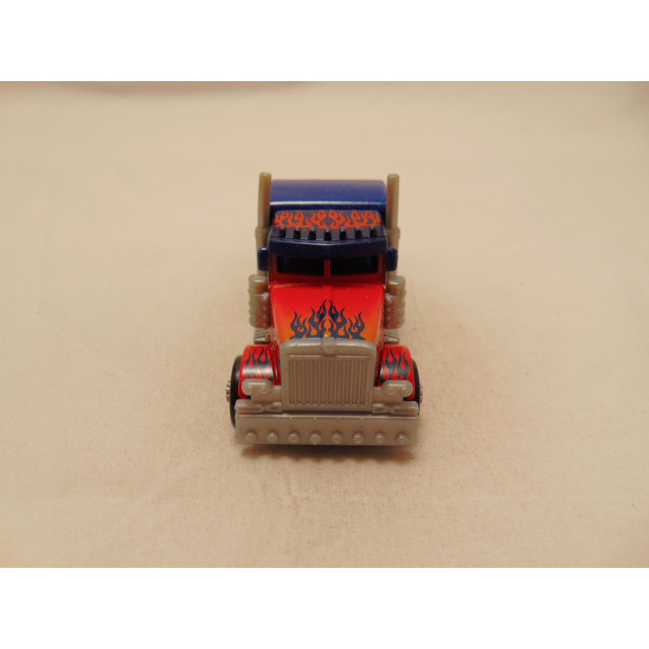 Optimus prime Transformers Hasbro 8x3.5x4cm - Verzamelobjecten