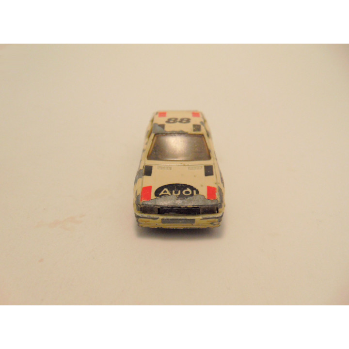 Audi Quattro 1:64 MC Toys lichtgeel