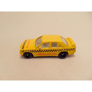 Mercedes 190 E Rennleitung 1:64 geel