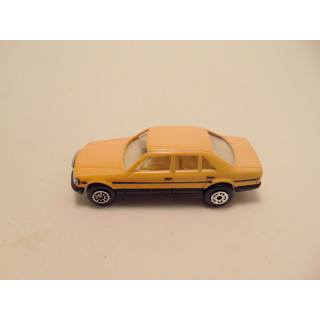 Mercedes 260SEL 1:64 MC Toys rozerood