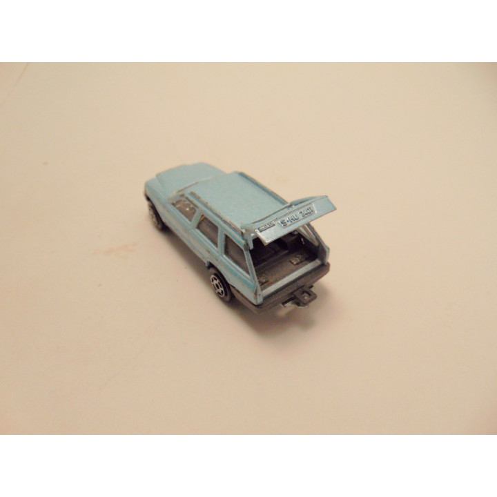 Mercedes 300TE Majorette 1:63 lichtblauw