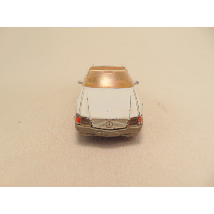 Mercedes 500 SL cabrio Matchbox 1:59 wit
