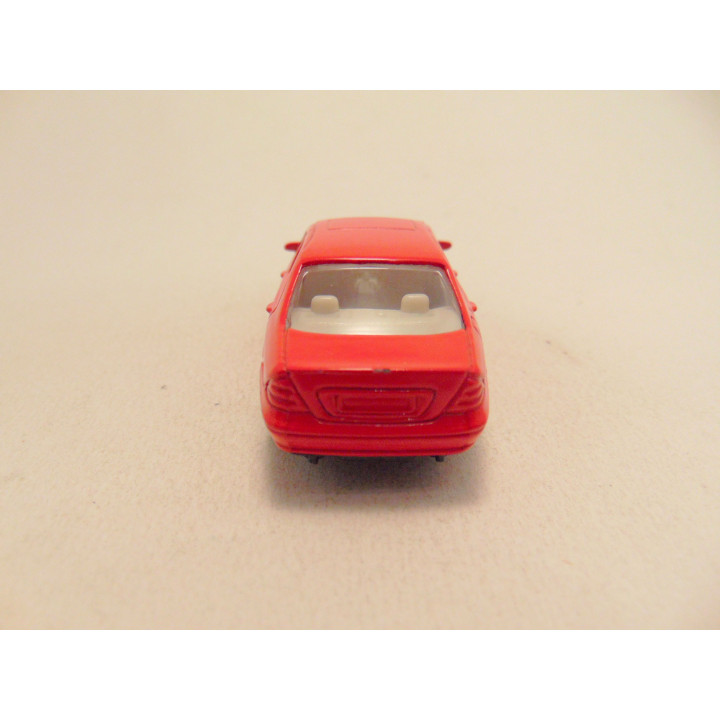 Mercedes S class 1:64 Welly rood