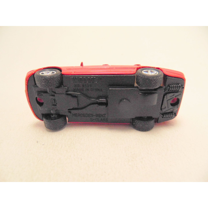 Mercedes S class 1:64 Welly rood