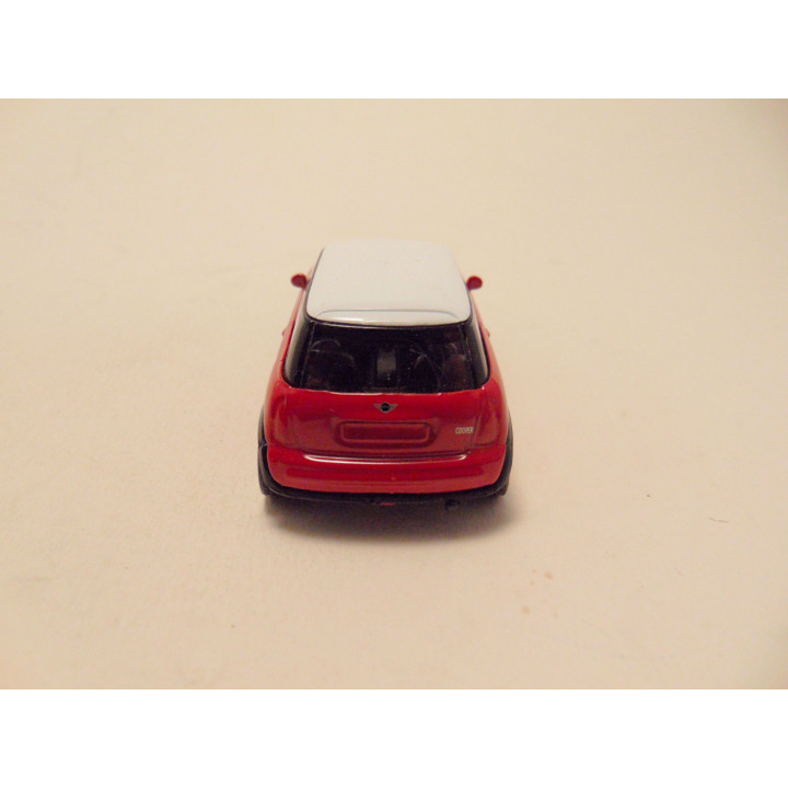 Mini Cooper New beetle 1:64 Welly rood-wit