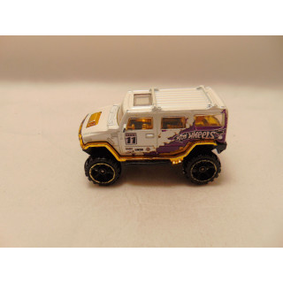 Hummer H2 Easter Rides 5 pack Hot wheels 2011 wit